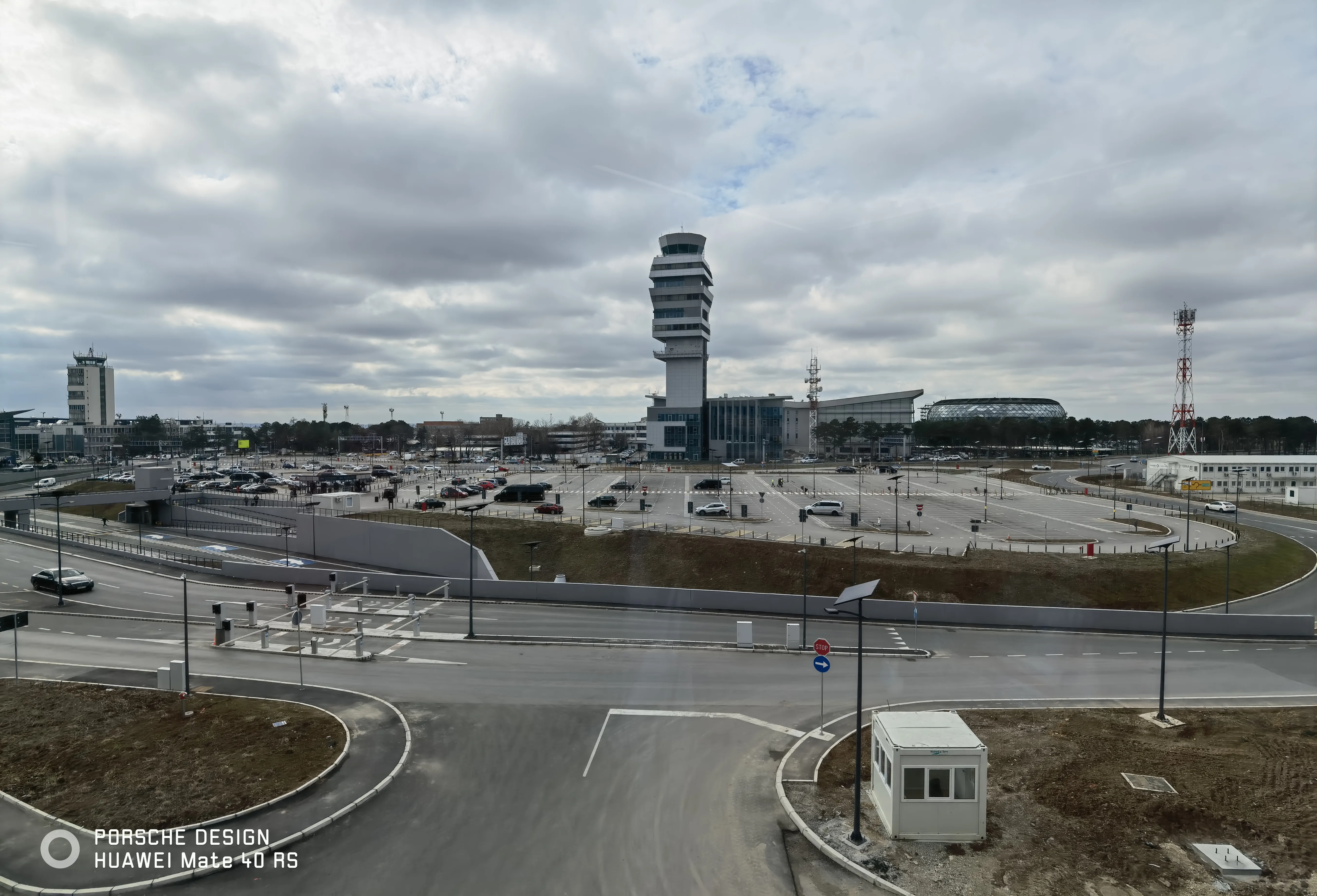 贝尔格莱德机场